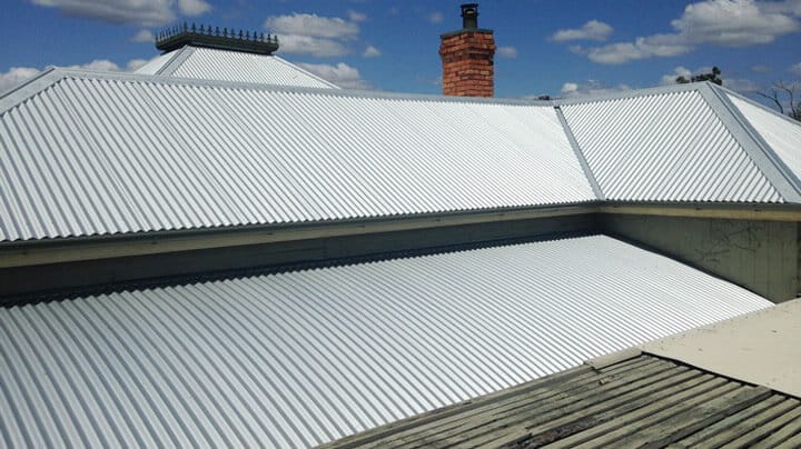 silver tin shed roofing - roofing repairs Toowoomba