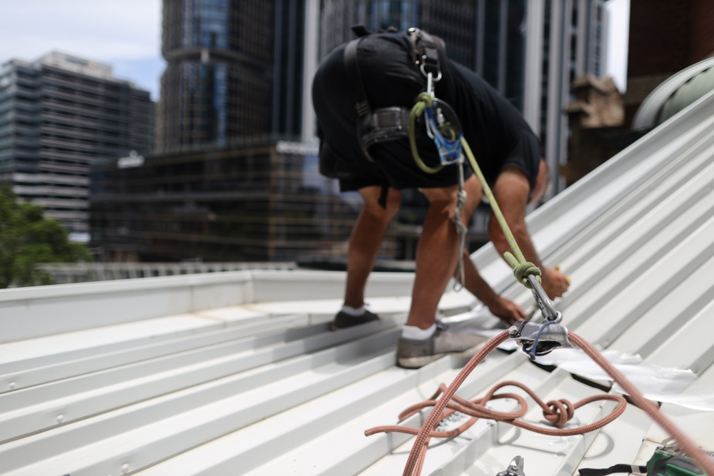 You are currently viewing How To Spot Roof Leaks Before They Cause Major Damage